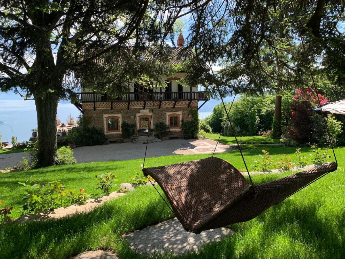 סטרסה Private Luxury Spa & Silence Retreat With Spectacular View Over The Lake Maggiore מראה חיצוני תמונה