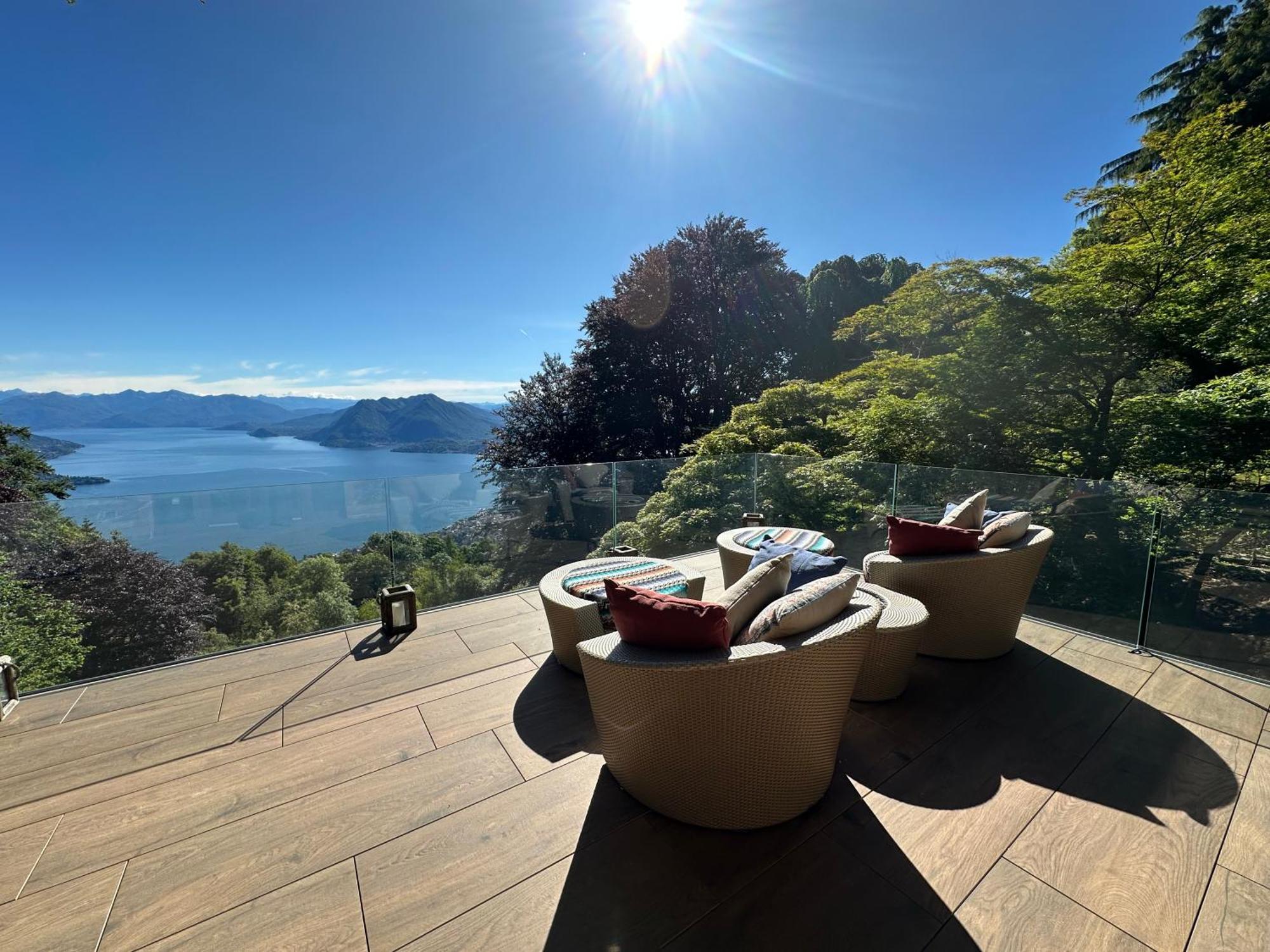 סטרסה Private Luxury Spa & Silence Retreat With Spectacular View Over The Lake Maggiore מראה חיצוני תמונה